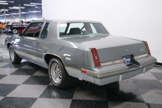 1987 Oldsmobile Cutlass Supreme 442 - photo 10