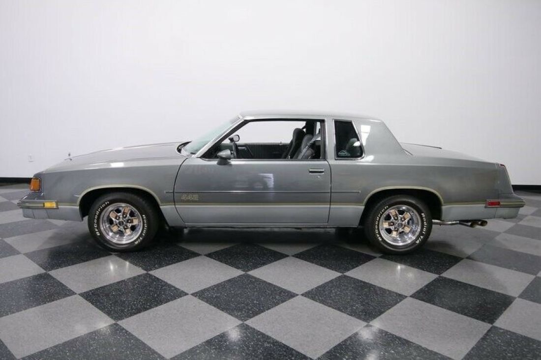1987 Oldsmobile Cutlass Supreme 442 - photo 3