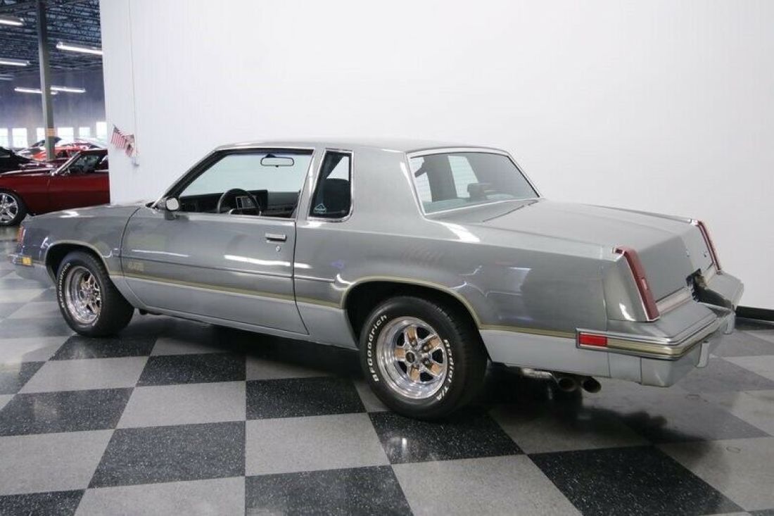 1987 Oldsmobile Cutlass Supreme 442 - photo 9