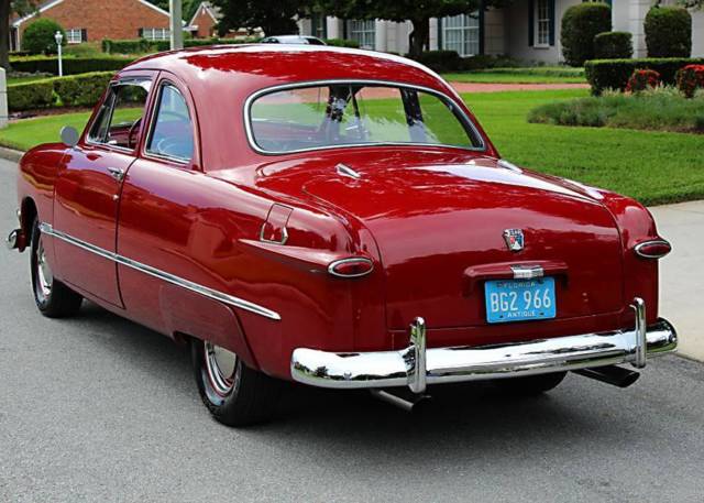 1950 Ford TUDOR CLUB COUPE - FLATHEAD V-8 - 44K MI - photo 2