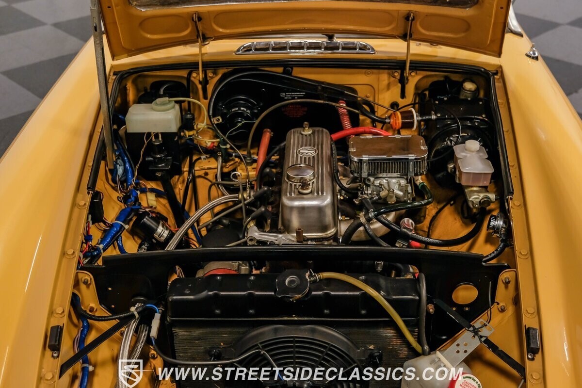 1976 MG MGB - photo 4