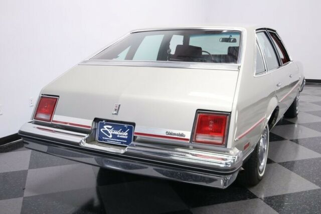 1978 Oldsmobile Cutlass Salon Brougham - photo 13