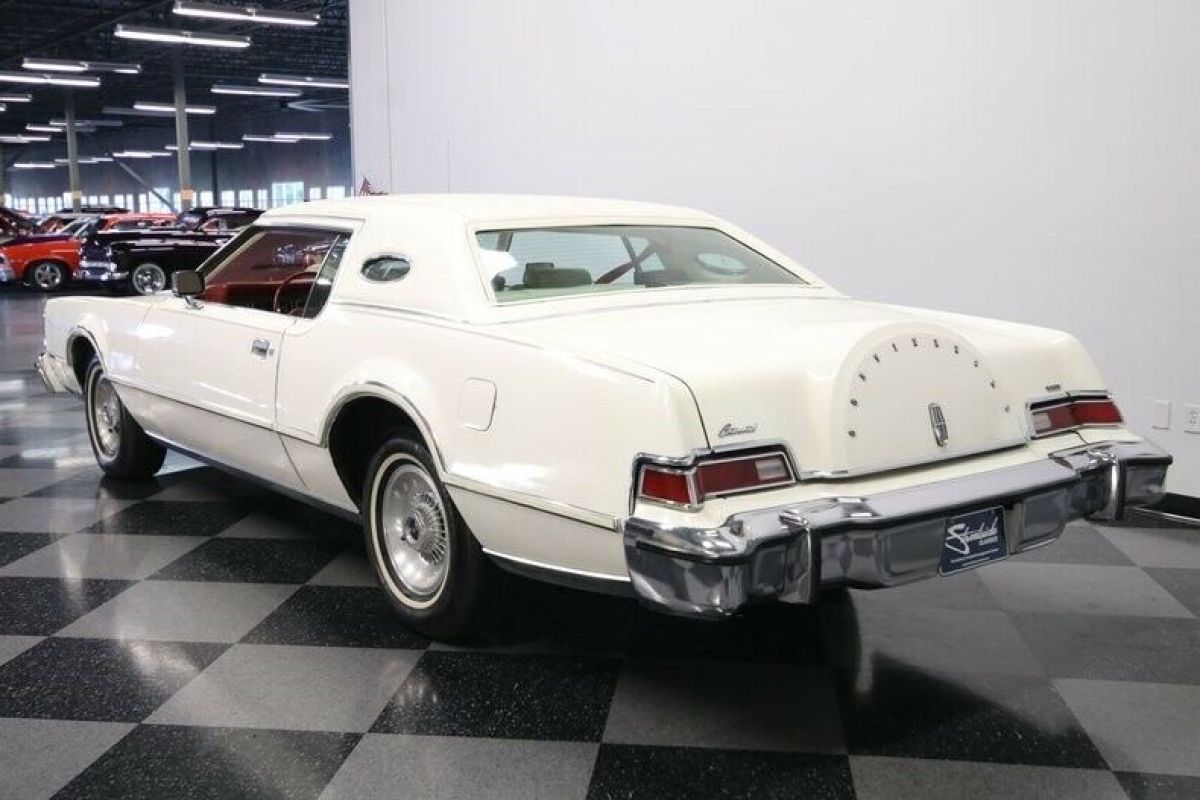 1976 Lincoln Continental Mark IV Lipstick Edition - photo 10