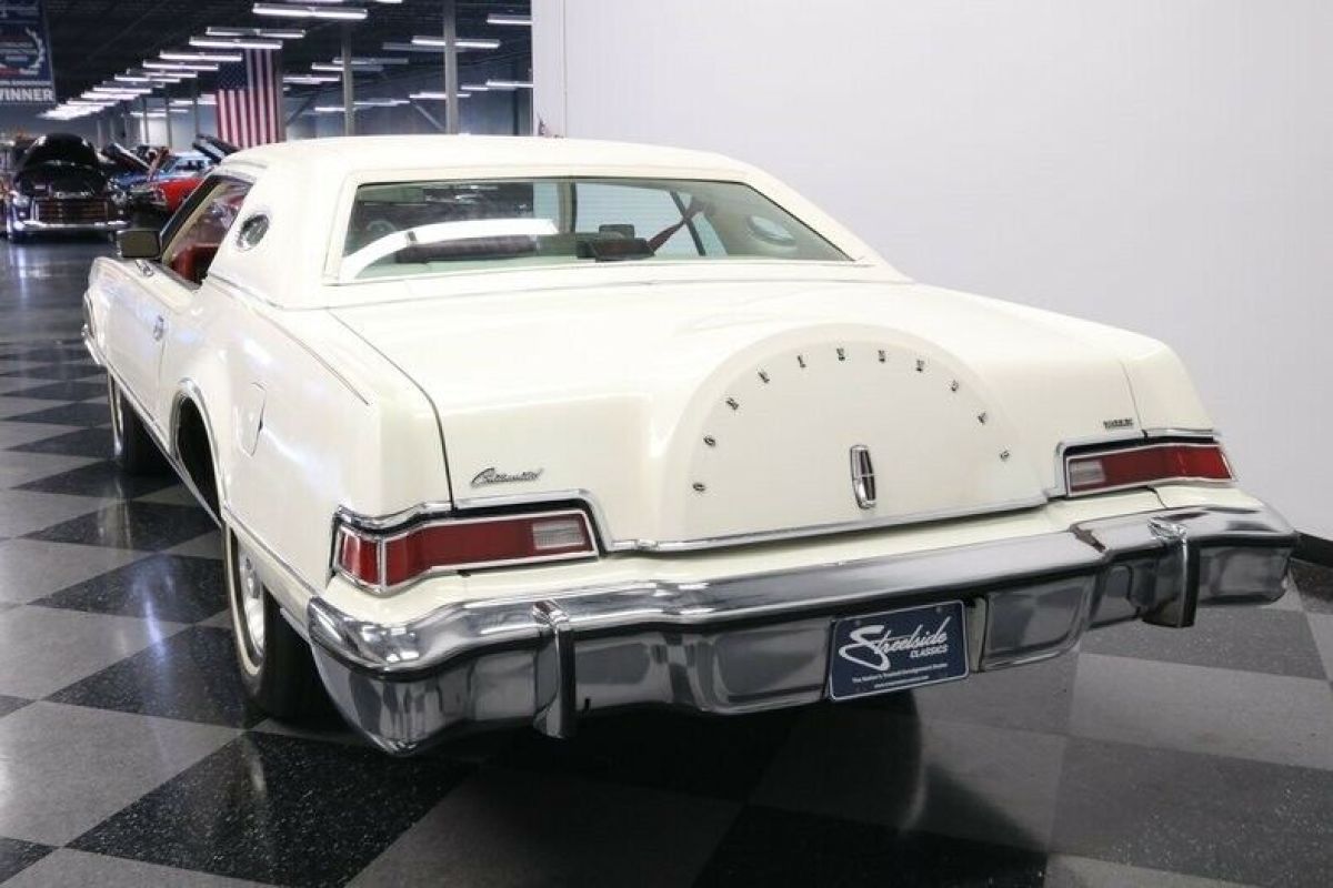 1976 Lincoln Continental Mark IV Lipstick Edition - photo 11