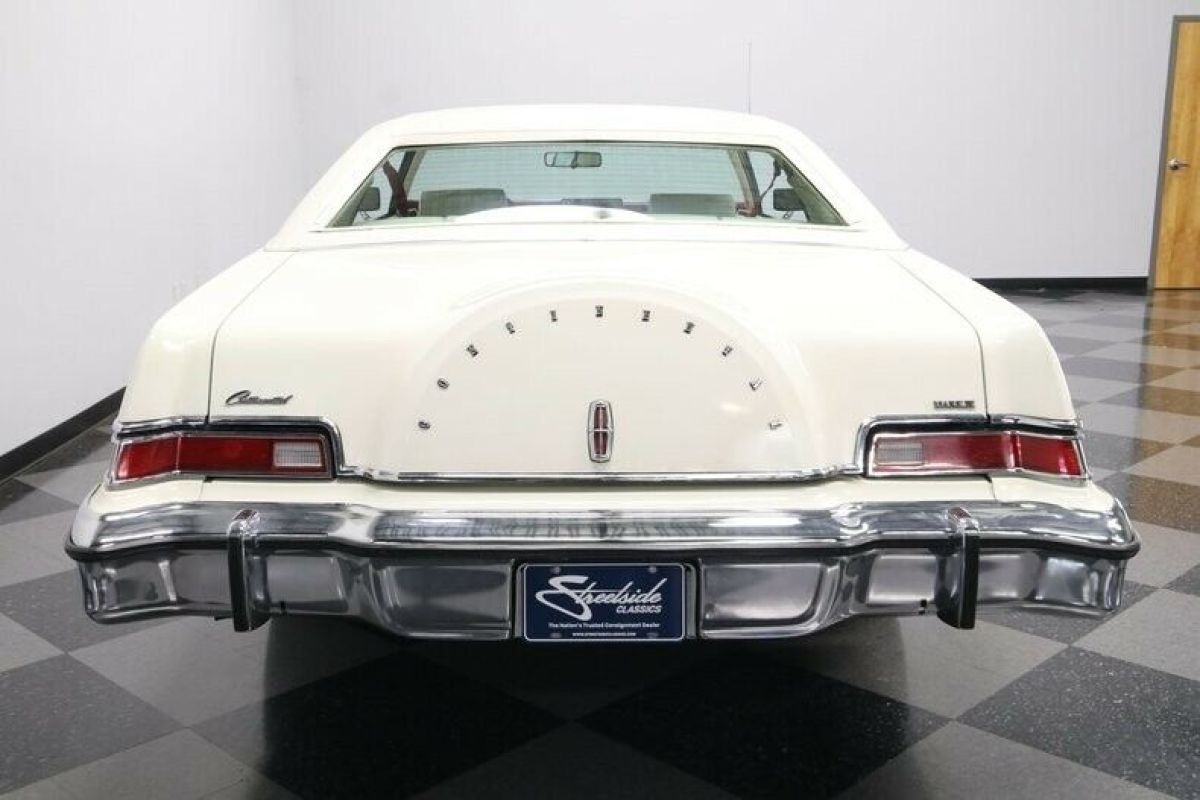 1976 Lincoln Continental Mark IV Lipstick Edition - photo 12