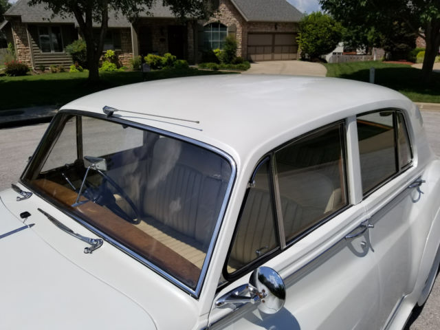 1956 Bentley S1 Series Saloon Limo - photo 10