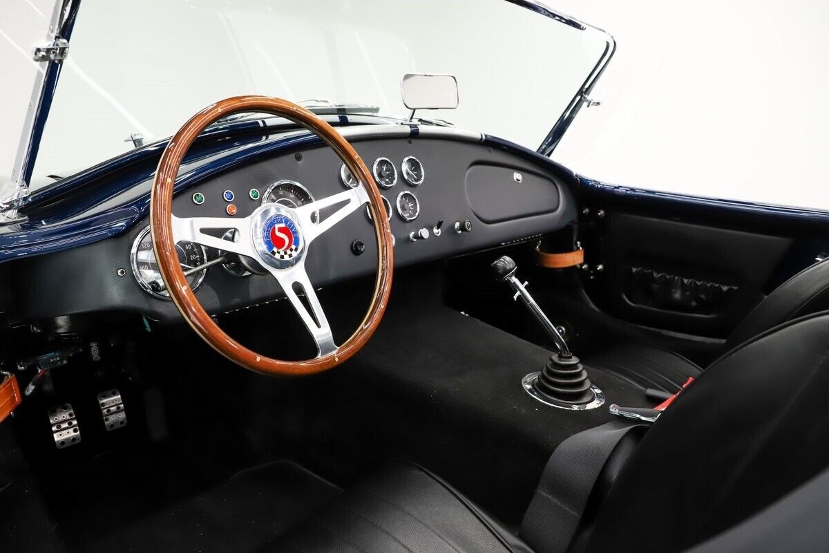 1965 Shelby Cobra Factory Five - photo 2