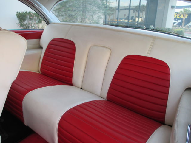1956 Lincoln Premiere 2 door - photo 12