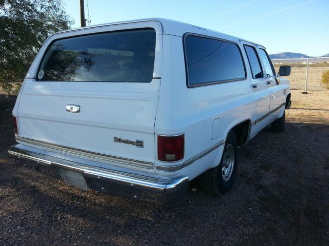 1986 Chevrolet Suburban SILVERADO C10 - photo 7