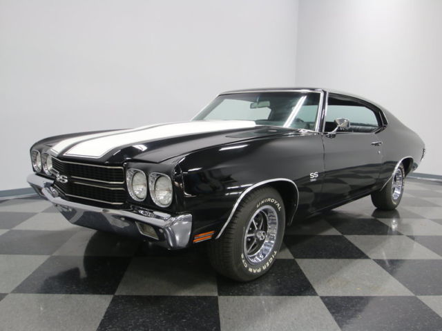 BIG BLOCK 396, SS TACH, 3 INCH FLOWMASTER EXHAUST, 4 SPEED, SINISTER BLACK, HOT! 1970 Chevrolet Chevelle