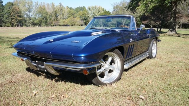 BIG BLOCK 427 CAR 4 SPEED RESTOMOD SUSPENSION POWER RACK N PINION FLAWLESS OFFER 1966 Chevrolet Corvette RESTOMOD