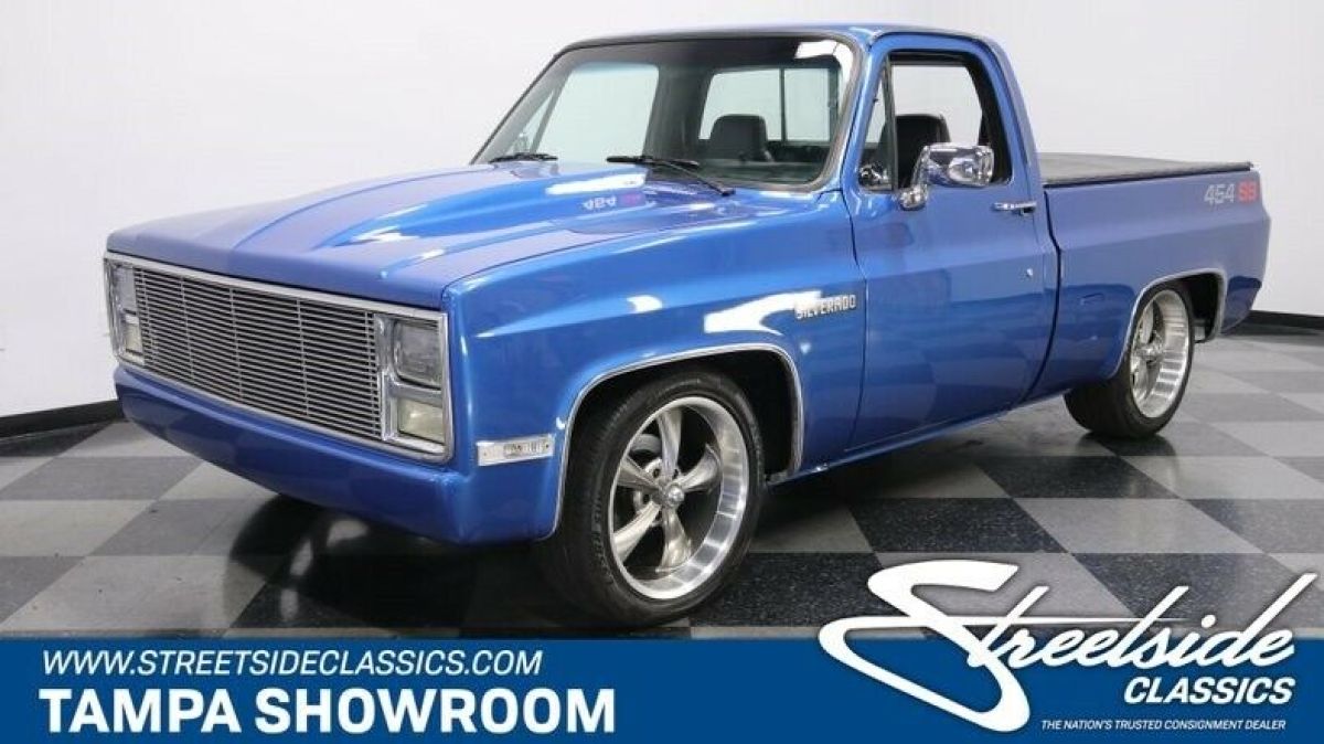 BIG BLOCK 454 V8 TH400 P/S P/B COLD A/C NICE PAINT & INTERIOR 20" RIDLERS 1987 Chevrolet C-10 454 Custom