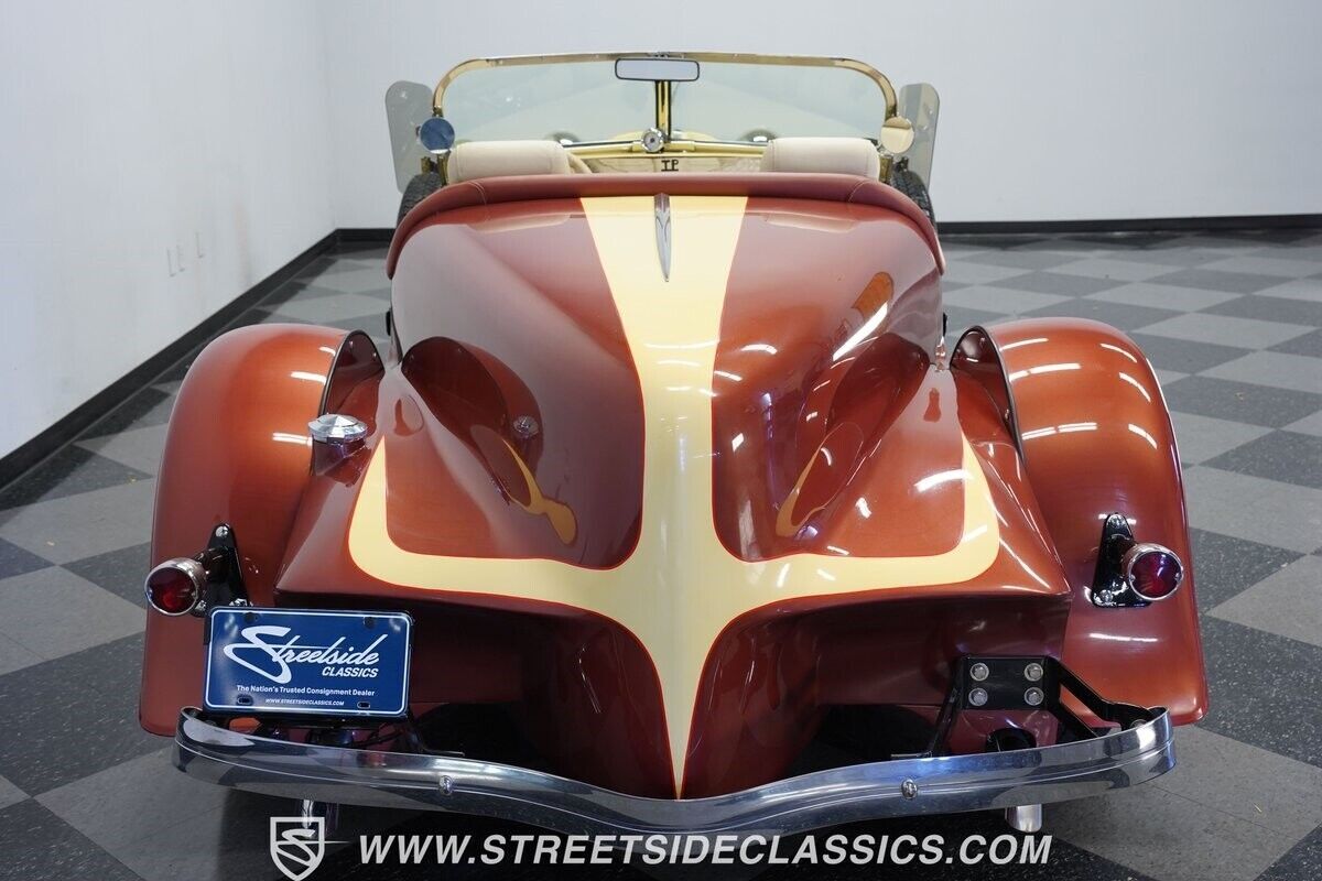 1932 Auburn Boattail Speedster Replica - photo 9