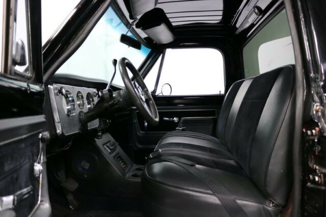 1968 Chevrolet C-10 -- - photo 5
