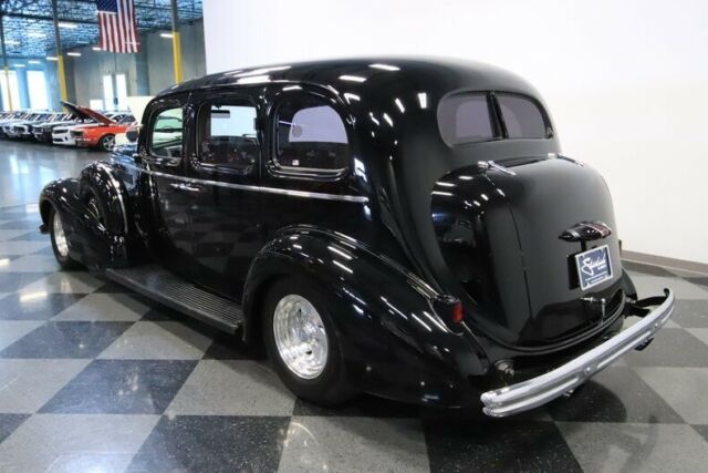 1937 Buick Limousine -- - photo 10
