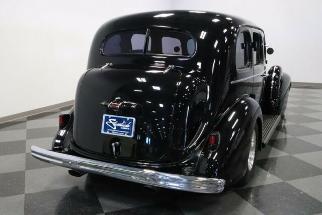 1937 Buick Limousine -- - photo 13