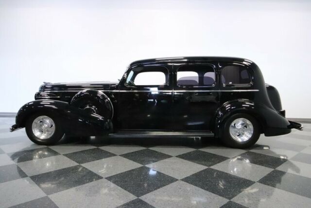 1937 Buick Limousine -- - photo 3