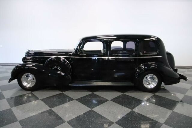 1937 Buick Limousine -- - photo 8