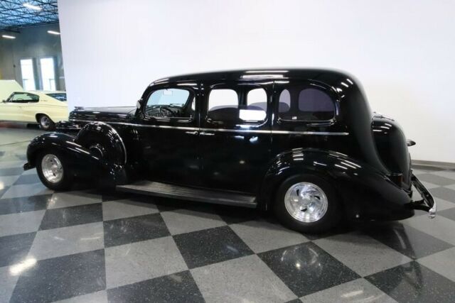 1937 Buick Limousine -- - photo 9