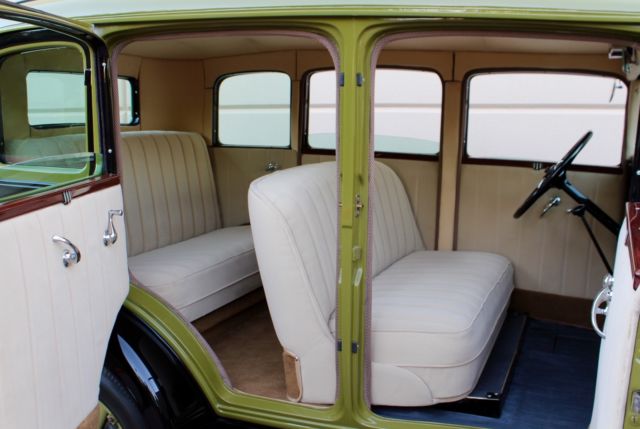 1930 Dodge DD New Sedan Suicide Doors Pickup - photo 2