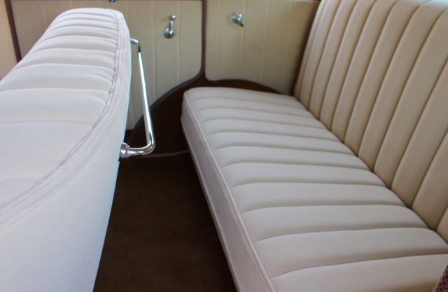 1930 Dodge DD New Sedan Suicide Doors Pickup - photo 6