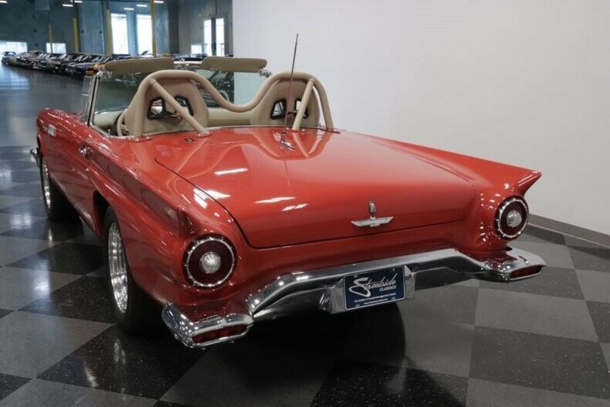 1957 Ford Thunderbird Restomod - photo 11