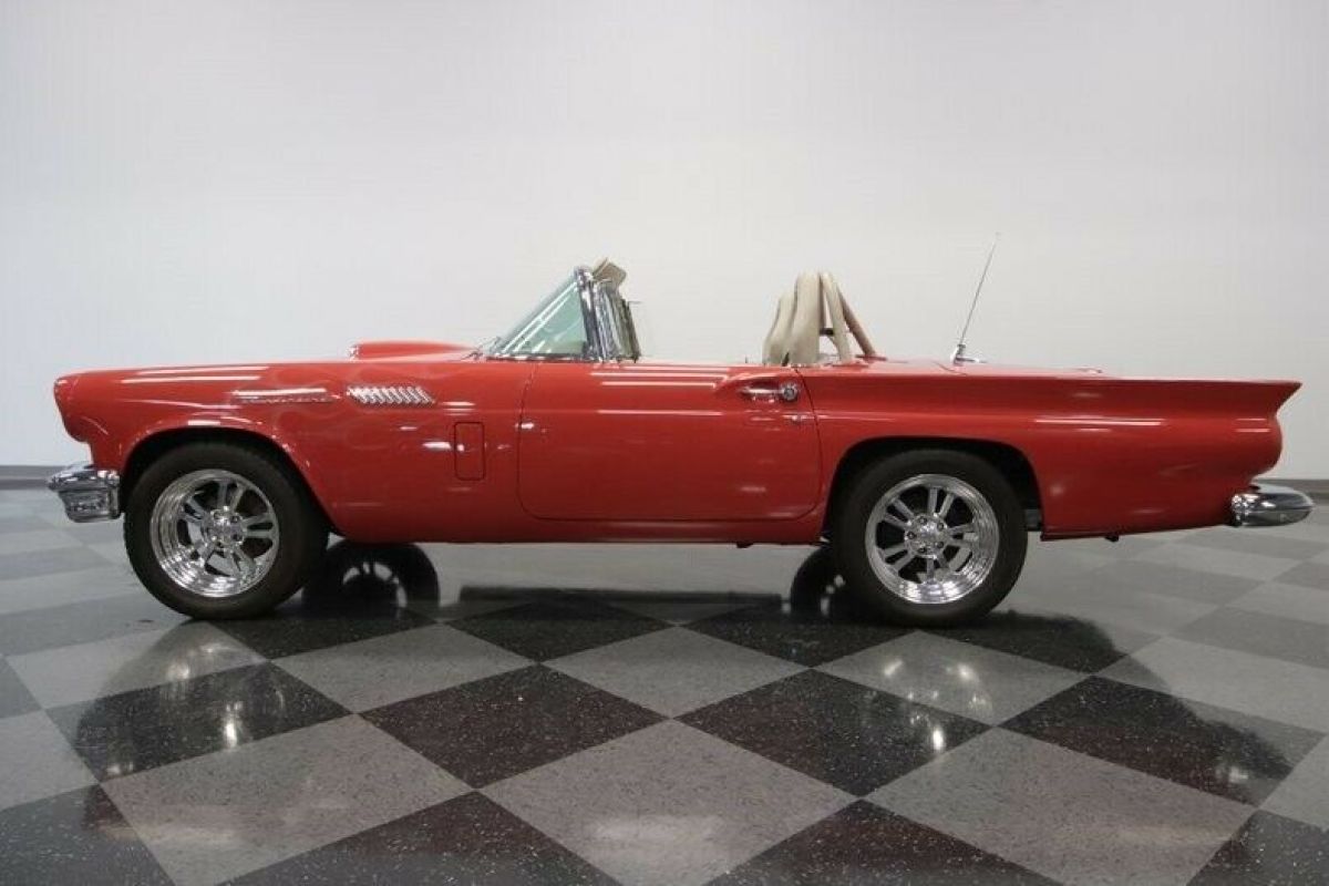 1957 Ford Thunderbird Restomod - photo 3