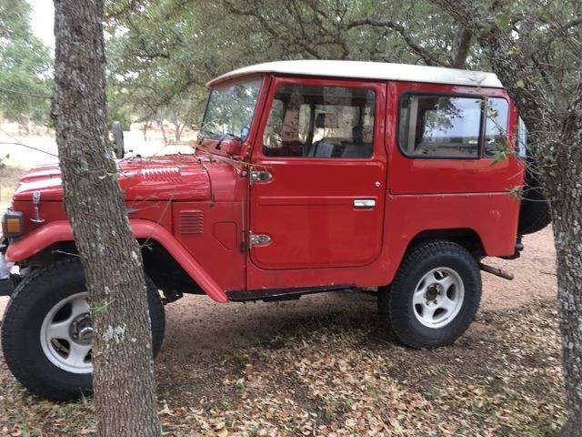 1980 Toyota Land Cruiser 2 door with rear ambulance doors - photo 2