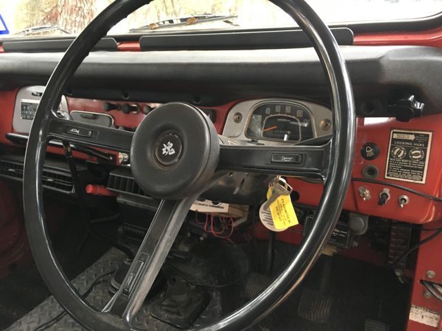 1980 Toyota Land Cruiser 2 door with rear ambulance doors - photo 3