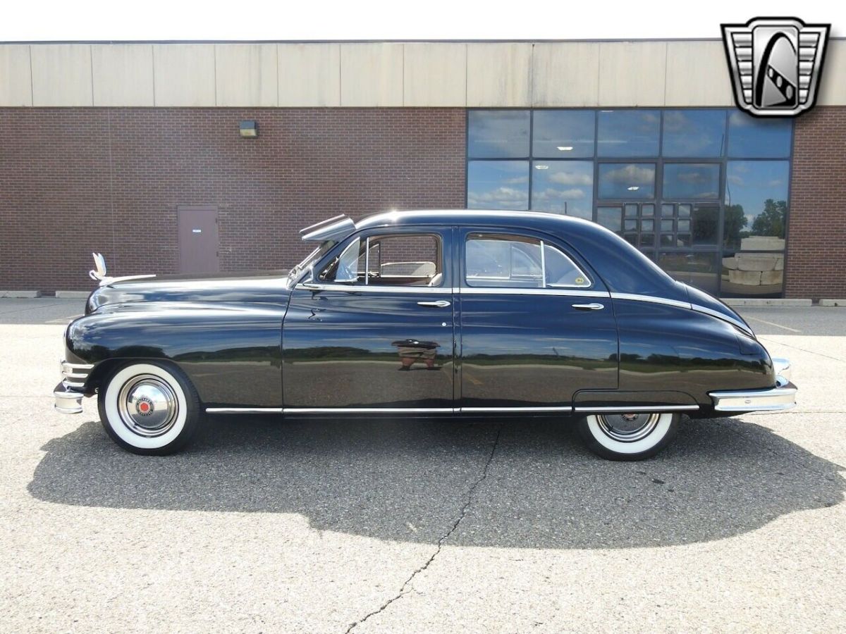 1949 Packard Series 22 Deluxe Eight Touring Sedan - photo 3