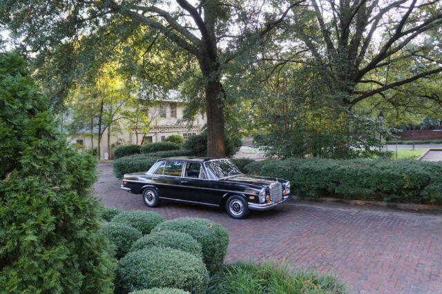 1973 Mercedes-Benz 200-Series - photo 3