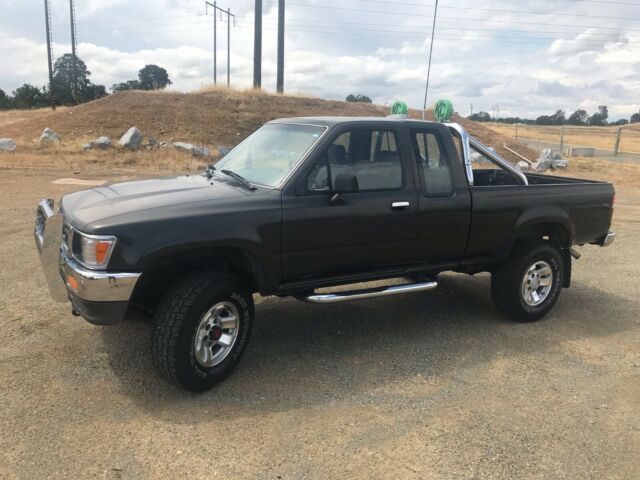 1994 Toyota Hilux SR5 - photo 2