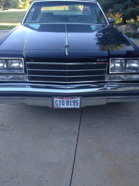 1979 Buick LeSabre Sedan - photo 2