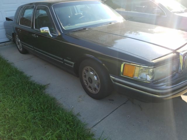 1993 Lincoln Town Car - photo 4