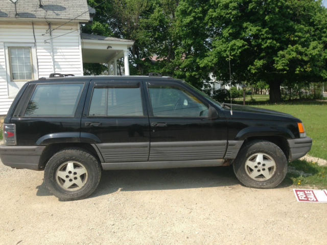 Black 94 Jeep Cherokee always a reliable car 1994 Jeep Cherokee