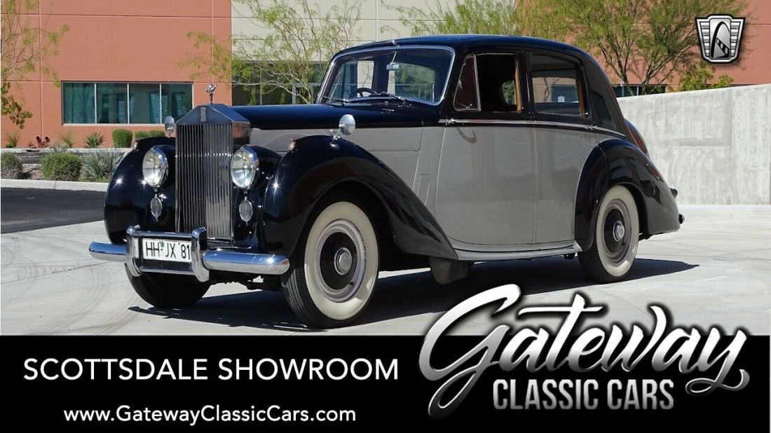 Black and Silver 1954 Bentley R Type Sedan, Numbers Matching 4.6L Straight 6 4 S 1954 Bentley R Type