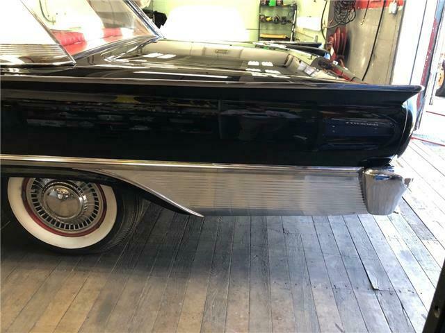 1961 Ford Galaxie -- - photo 13