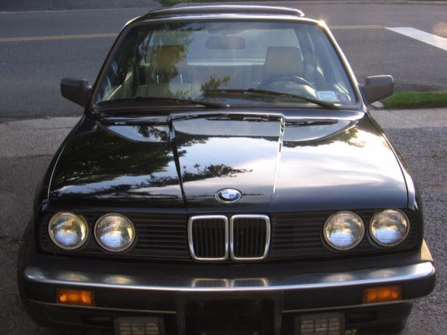 Black Beauty - E30 1984 classic 325E BMW in fantastic condition 1984 BMW 3-Series