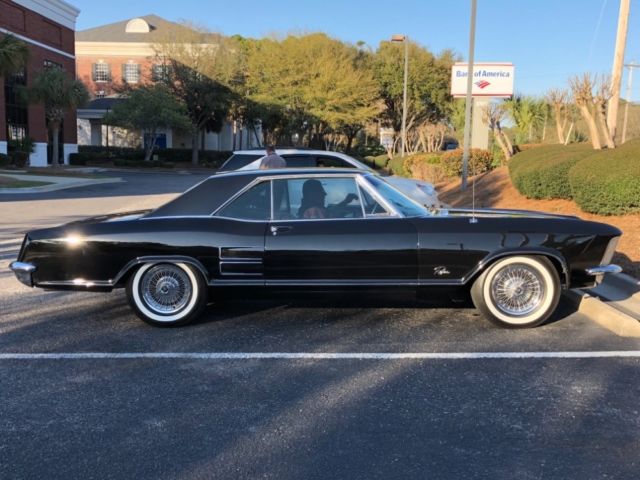 1964 Buick Riviera -GORGEOUS ORIGINAL CAR FROM SOUTH CAROLINA- SEE VI - photo 2