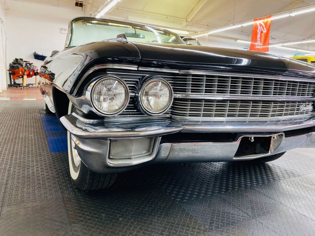 1962 Cadillac Other - CONVERTIBLE - BEAUTIFUL BLACK/WHITE COMBO - RUNS - photo 7