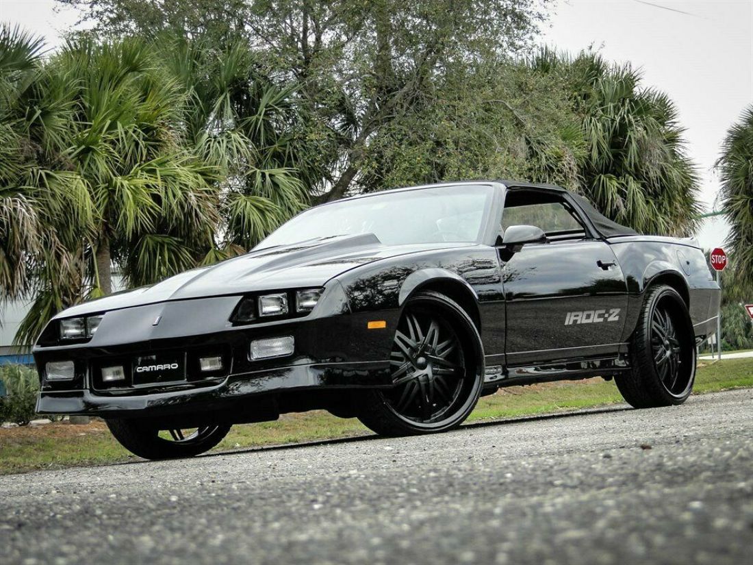 1988 Chevrolet Camaro Iroc Z28 - photo 2