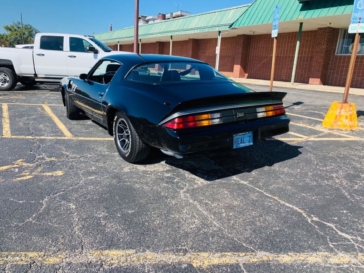 1980 Chevrolet Camaro - Z/28 - VERY LOW MILES - SHOW QUALITY - - photo 3