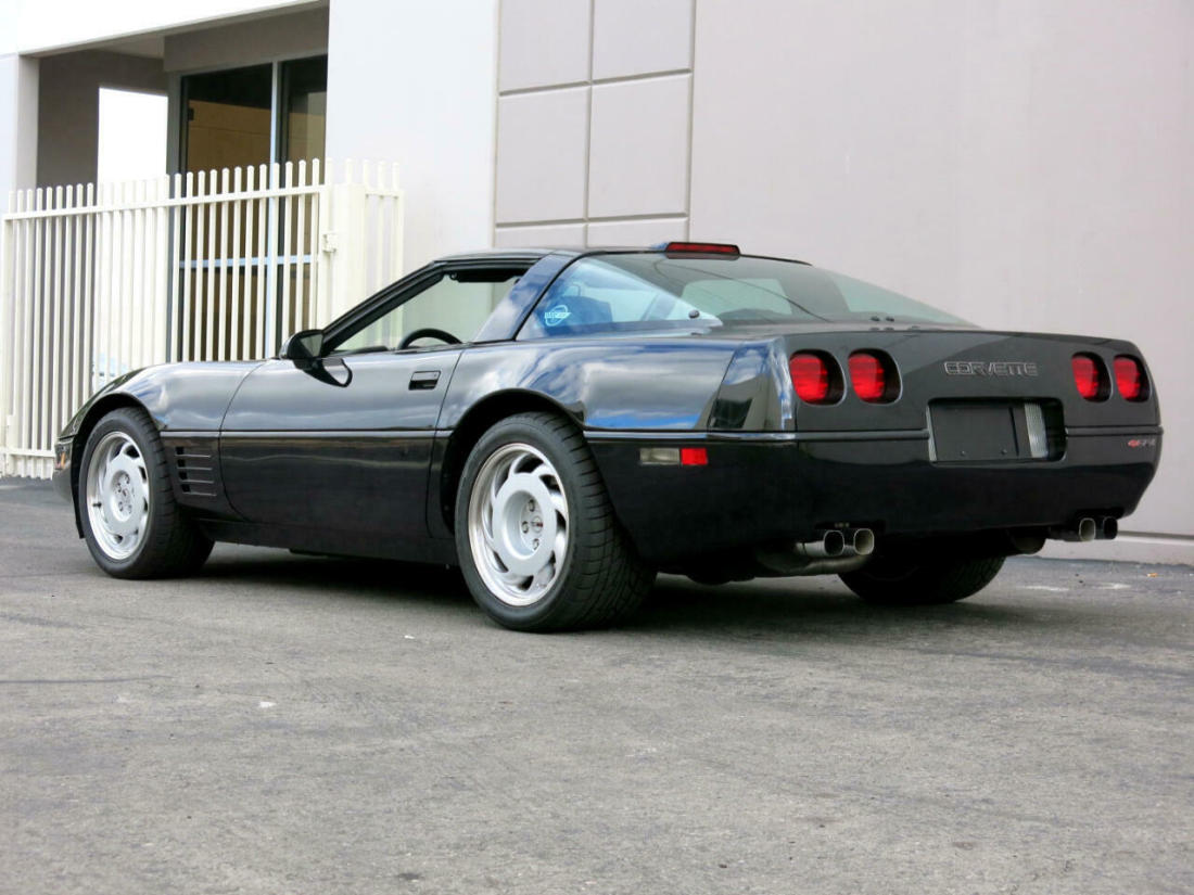 1991 Chevrolet Corvette ZR1 - photo 8