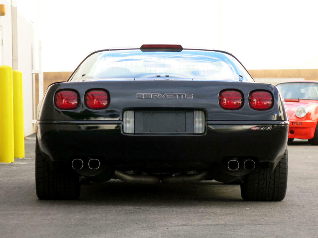 1991 Chevrolet Corvette ZR1 - photo 9