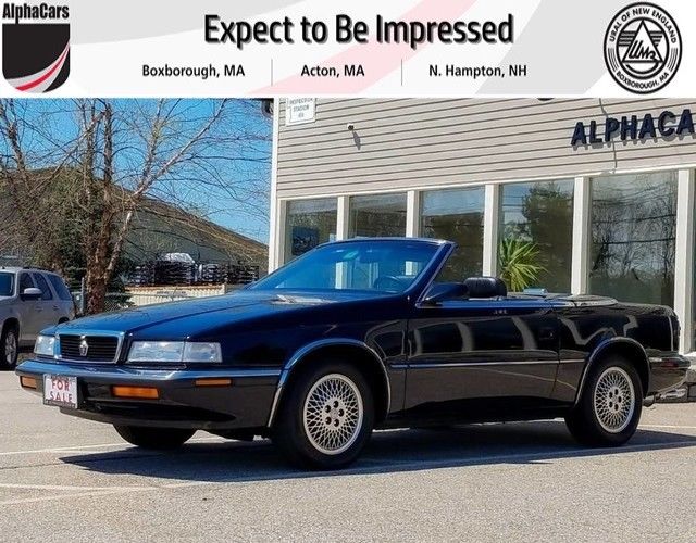 1990 Chrysler TC by Maserati