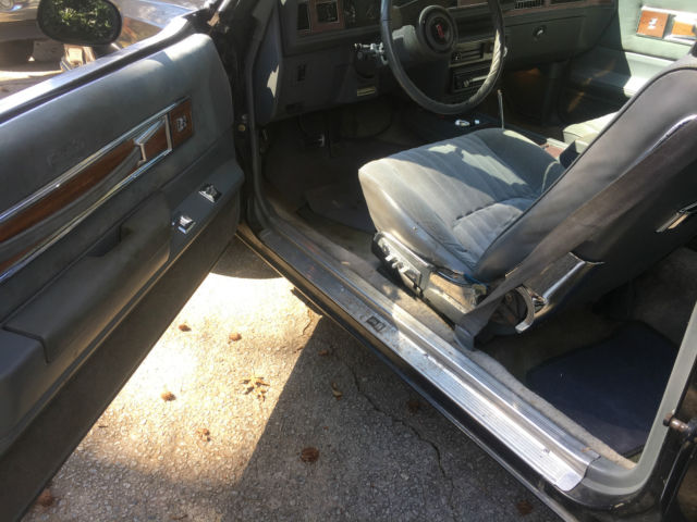 1986 Oldsmobile Cutlass Salon Coupe 2-Door - photo 4
