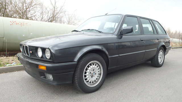 black E30 Wagon Touring rustfree and dentfree low 78k mls rare collector's 1980 BMW 3-Series