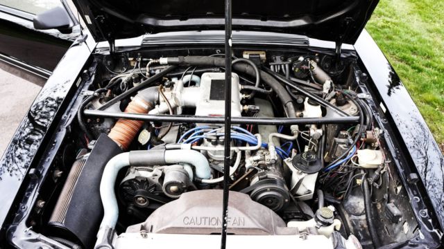 1988 Ford Mustang GT - photo 9