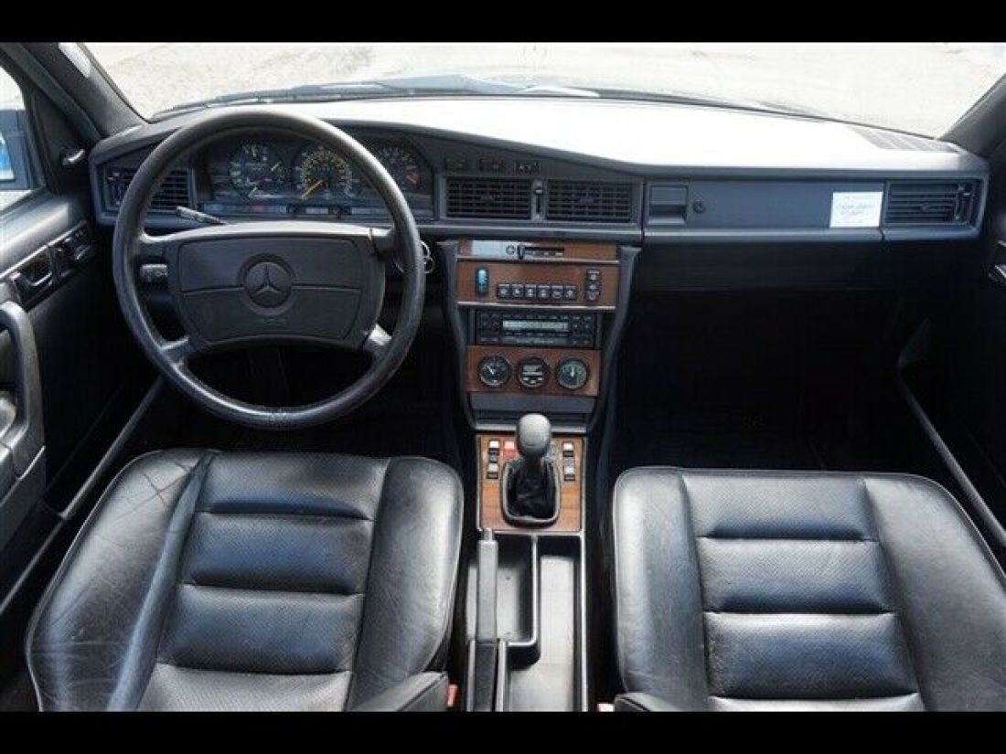 1987 Mercedes-Benz 190-Series 190 E 2.3-16 - photo 2
