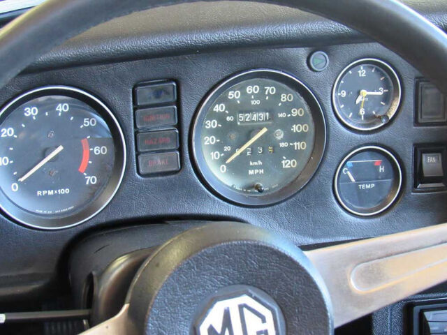 1977 MG MGB Convertible - photo 6